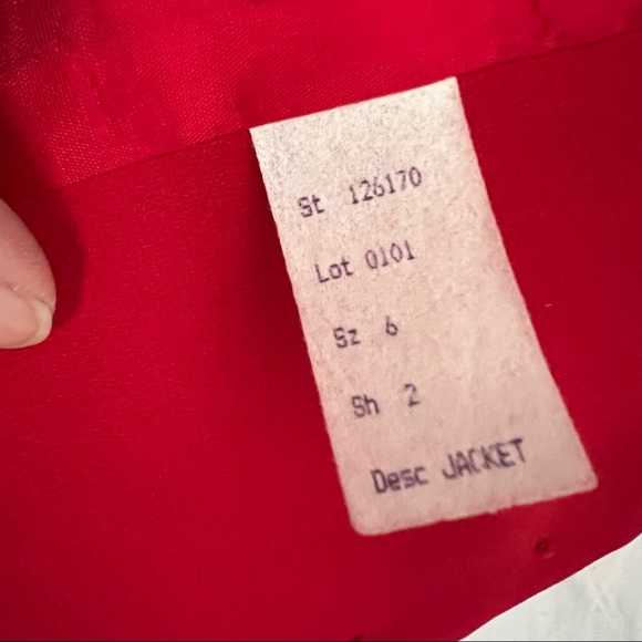 Vintage Mary McFadden Suit - Picture 16 of 16